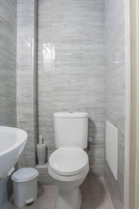 Апартаменты Newly Reconstructed Flat 107Sqm! Ханья Экстерьер фото